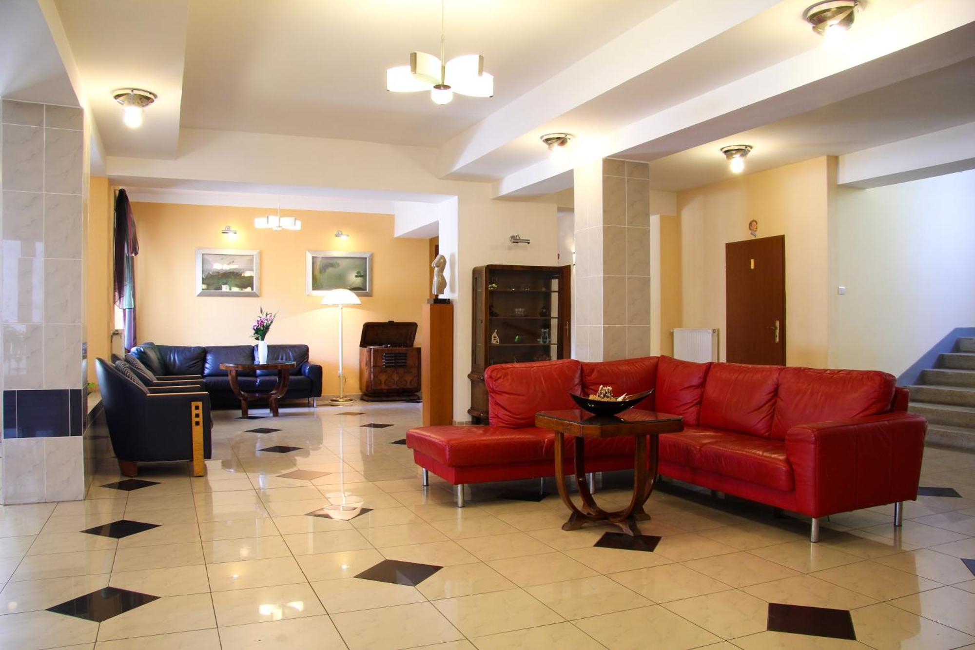 Hotel Korona Harkany Exterior photo